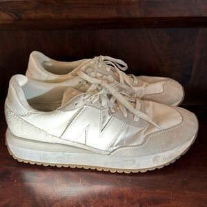 New Balancene white sneakers size US11 W US9.5M